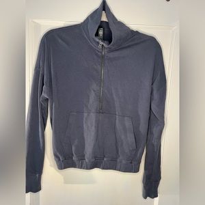 Vuori half zip, size XS